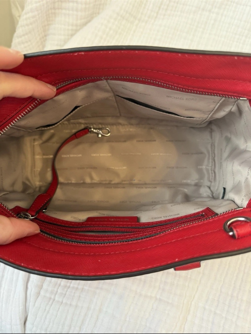 Michael Kors Selma Red Saffiano Satchel with Top Handles - Picture 2 of 7